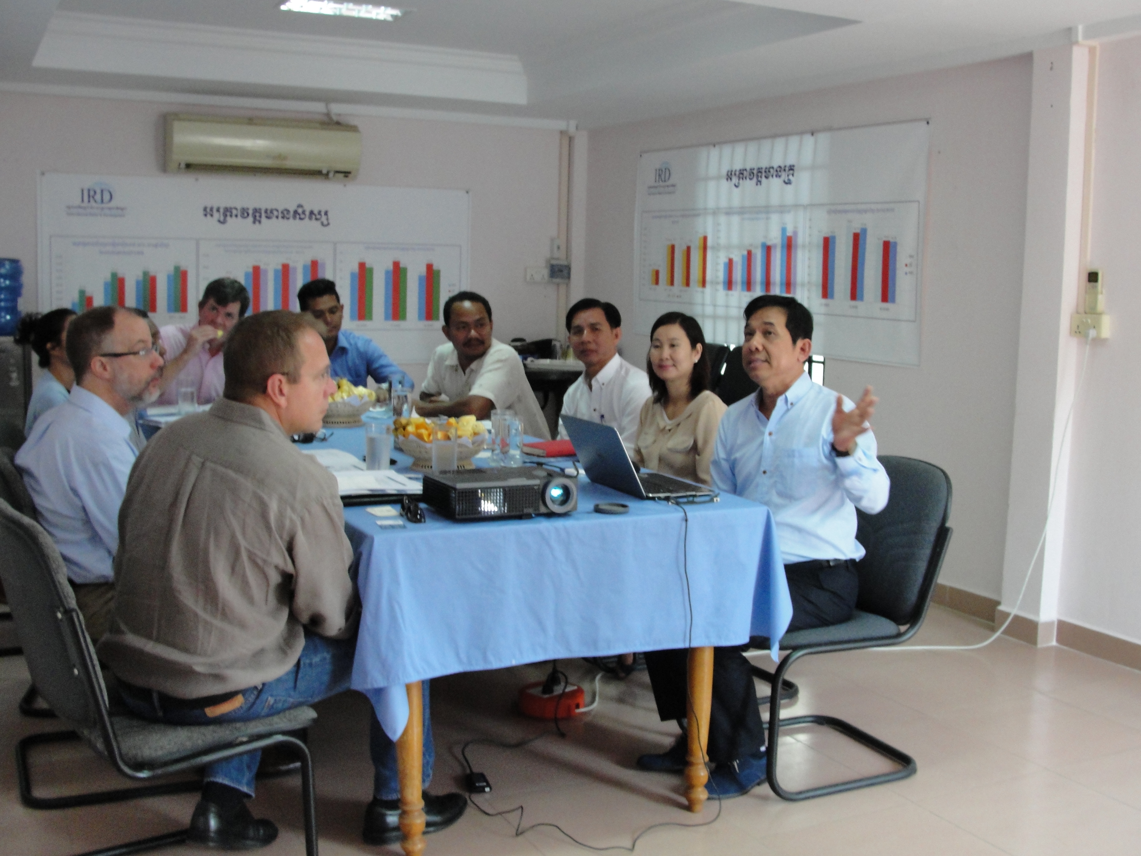 USDA Visits IRD-Cambodia in Phnom Penh